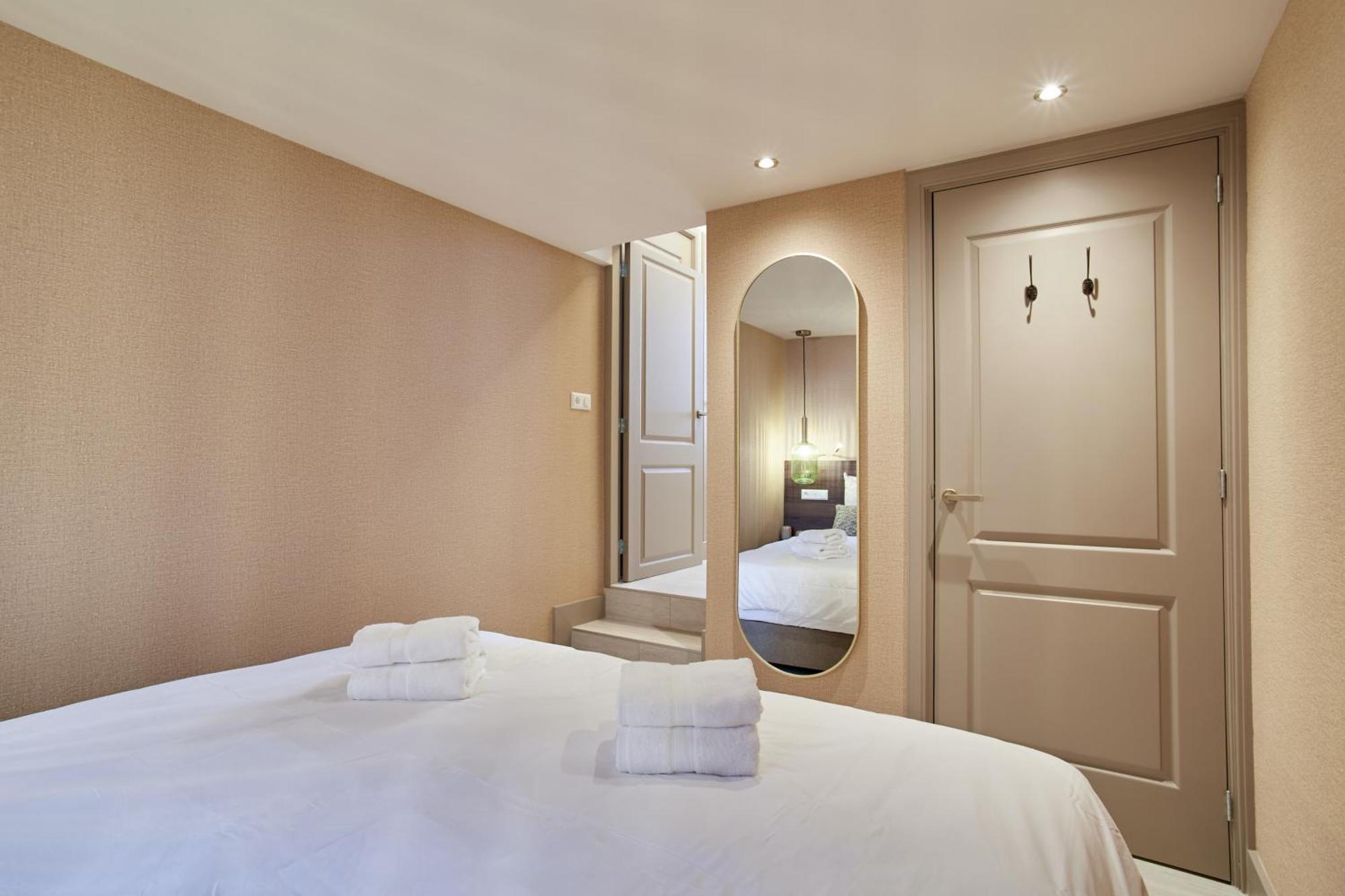 Four Star - Keizerstraat 45 *